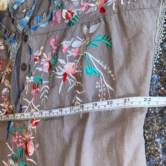 Adorable cool, flowy, gauzy summer grey blouse with colorful embroidery. - Picture 7 of 8